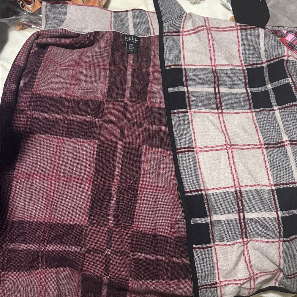 Nicole Miller Black and Gray Plaid Poncho - Picture 5 of 7